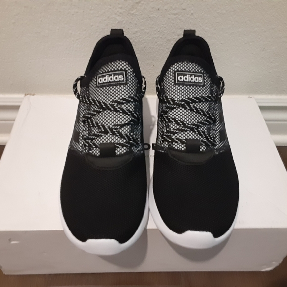 Adidas - Picture 2 of 4